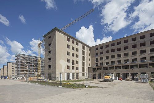 Im Baudenkmal Prora auf Rügen entstehen hochwertige Eigentumswohnungen