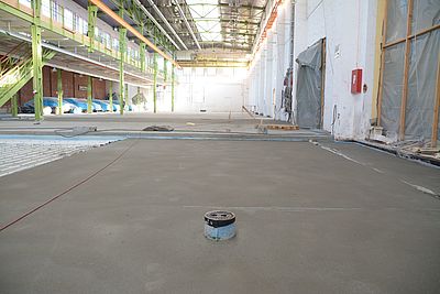 Granitpflaster auf Fußbodenheizung im Innenbereich