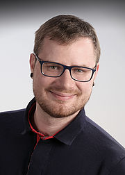 Philipp Mehne, Technischer Service EMPUR