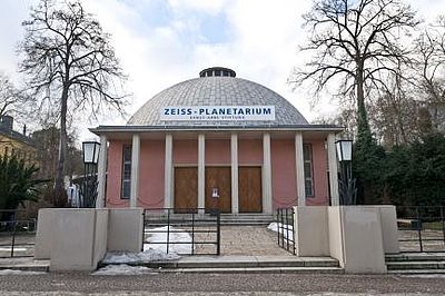 Zeiss Planetarium in Jena nach der Modernisierung mit Fußbodenheizung